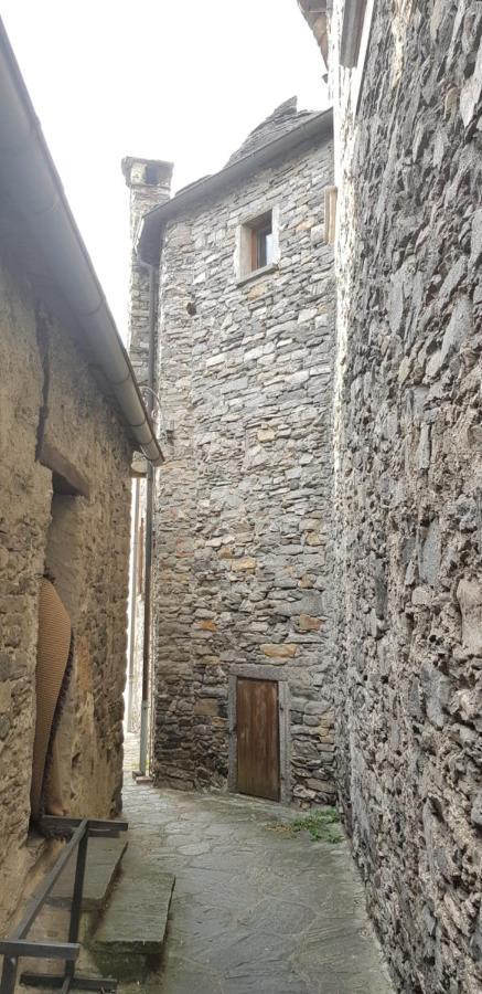 Appartamento Di Vacanza Casa Leoni Verscio Bagian luar foto