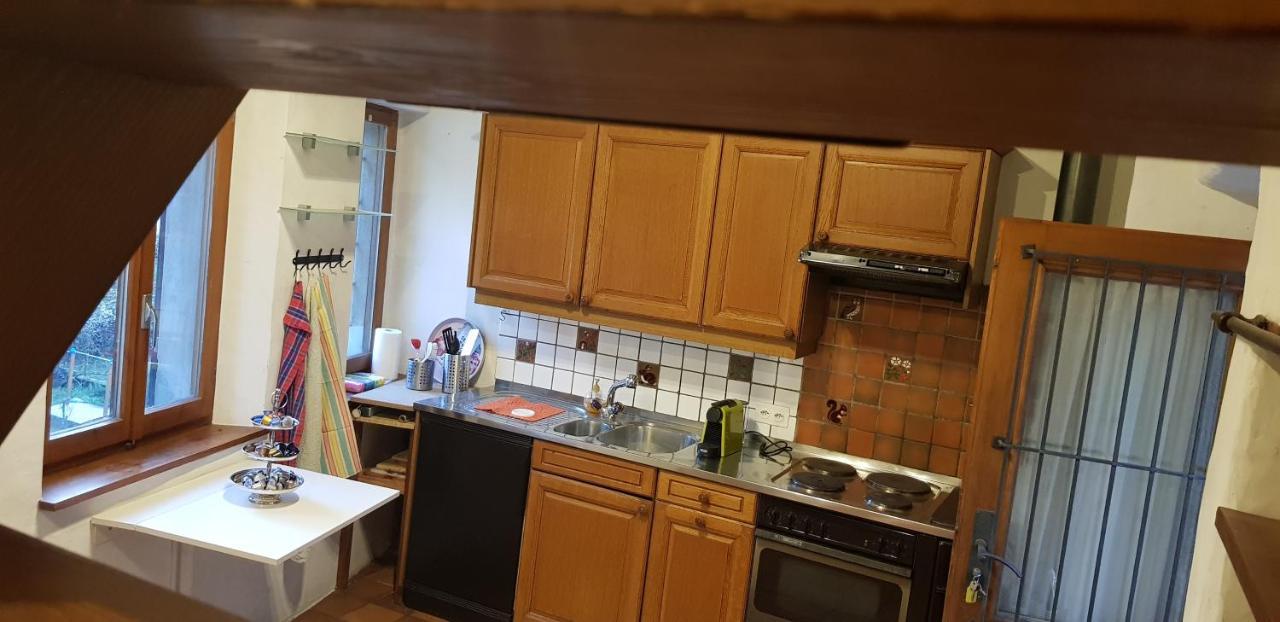 Appartamento Di Vacanza Casa Leoni Verscio Bagian luar foto
