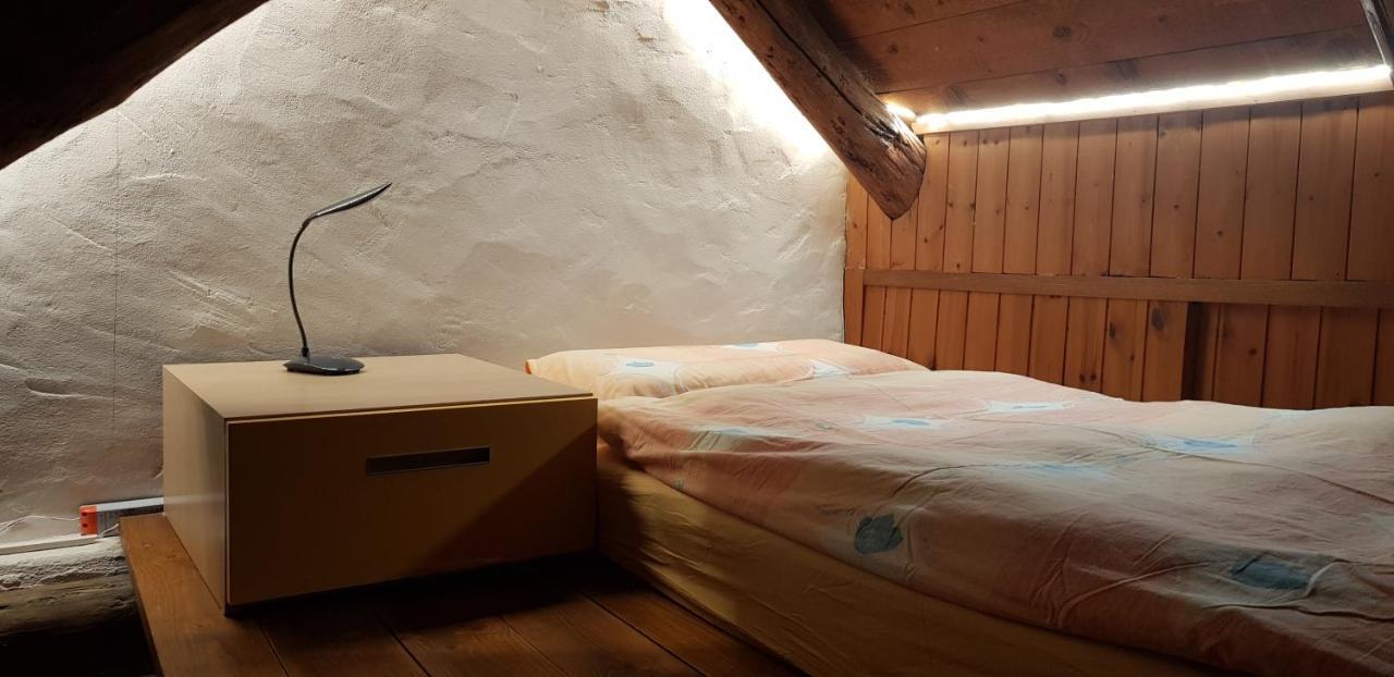 Appartamento Di Vacanza Casa Leoni Verscio Bagian luar foto